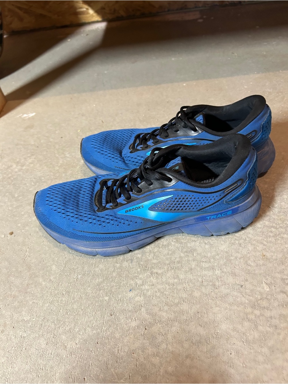 Brooks Men's Athletic Running Shoes in Blue and Black